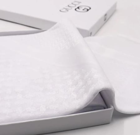 شماغ ابيض انجليزي بخامة فاخرة متوفر الان شحن سريع السعودية ستايلش