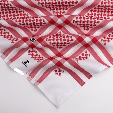 شماغ شانيل شبابي الجديد 2026