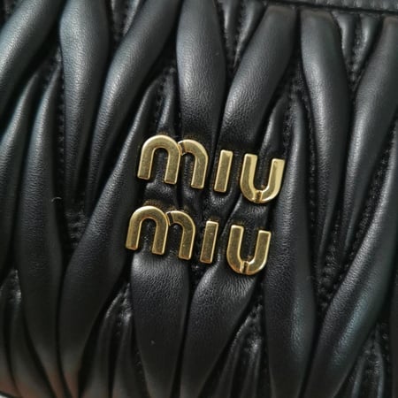 حقيبة miumiu wander