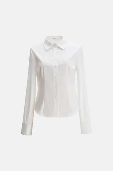 قميص مدرسي بأزرار للإغلاق