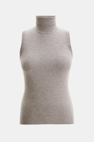 بلوزة بيسك بدون أكمام