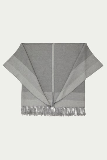 وشاح بونشو بشراشيب