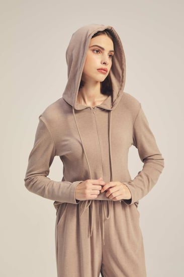 جاكيت هودي بسحاب