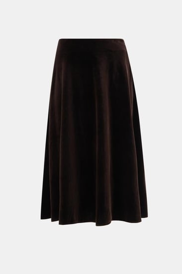 تنورة مخمل بقصة كلوش