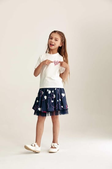 تي شيرت مزين بالكريستال اللامع