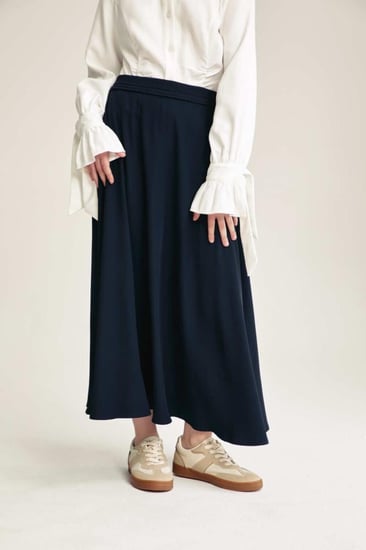 تنورة ثانوي  كحلي بخصر مطاطي