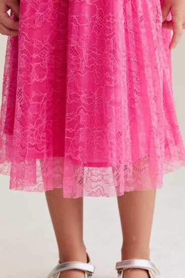 تنورة دانتيل بكسرات