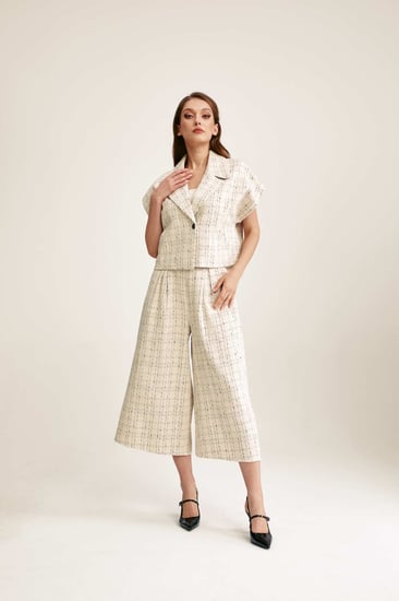 بنطلون تويد بقصة واسعة