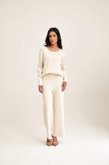 بنطلون واسع بخصر مطاطي