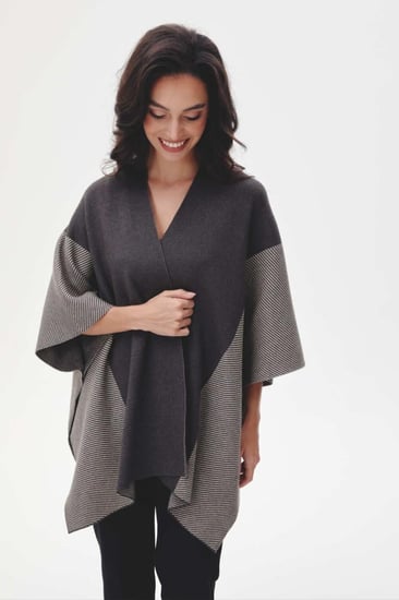 كارديغان بونشو بنقوش مقلمة