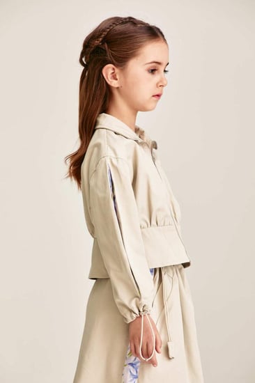 جاكيت بسحاب للإغلاق