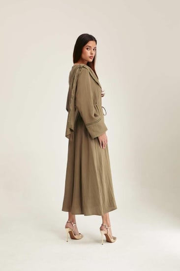 فستان بياقة بطية مع رباط