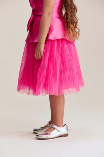 تنورة تول منفوشة