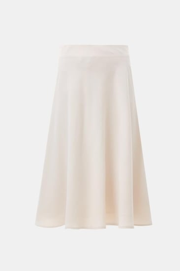 تنورة بقصة كلوش