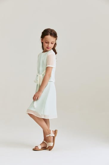 تنورة كلوش بطبقتين