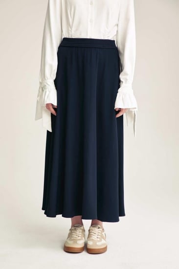 تنورة ثانوي  كحلي بخصر مطاطي