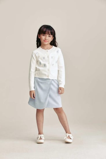 تنورة شامواة مزينة بعقدة