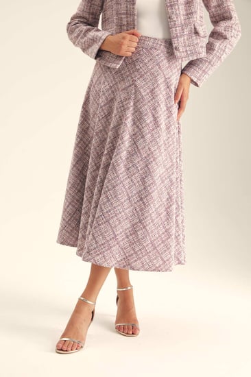 تنورة تويد بقصة كلوش