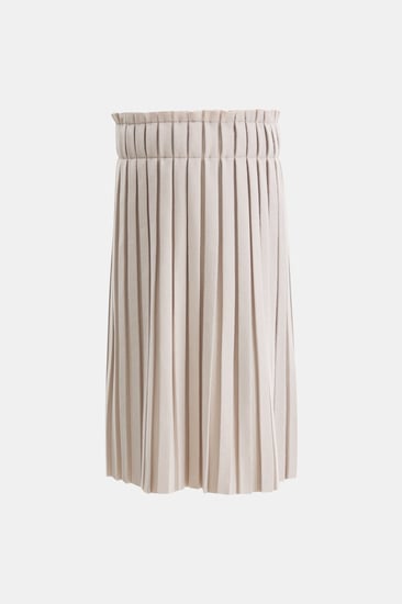 تنورة مخمل واسعة بكسرات