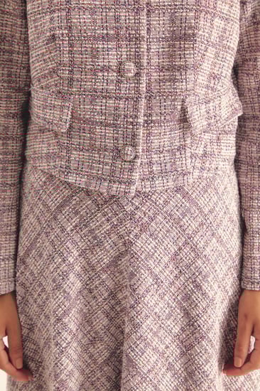 جاكيت تويد مزين بجيوب