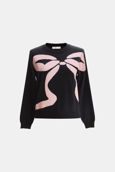 كنزة مزينة بالترتر