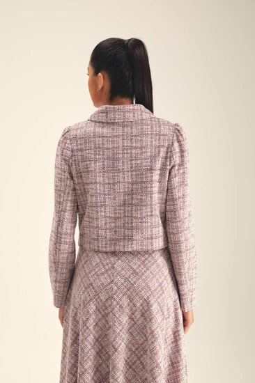 جاكيت تويد مزين بجيوب