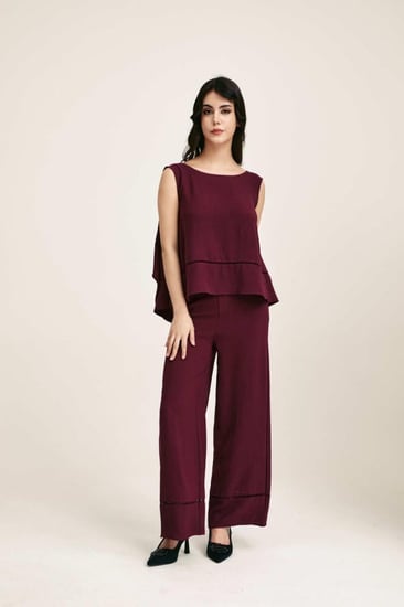 بنطلون واسع بخصر مطاطي