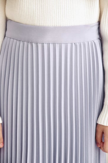 تنورة ميدي بليسيه