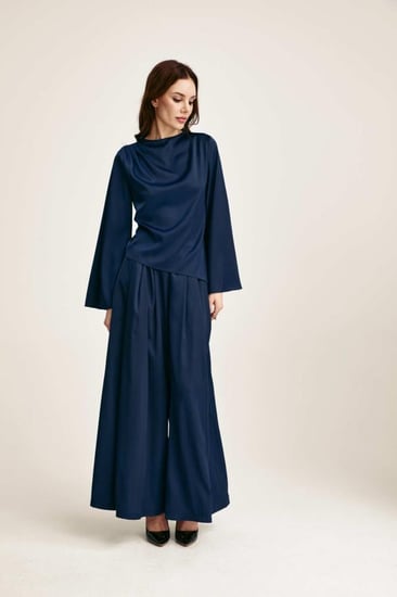 بنطلون بأرجل واسع بكسرات