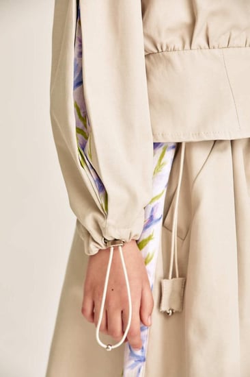 جاكيت بسحاب للإغلاق