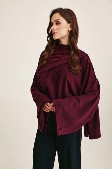 بلوزة محبوكة بشال