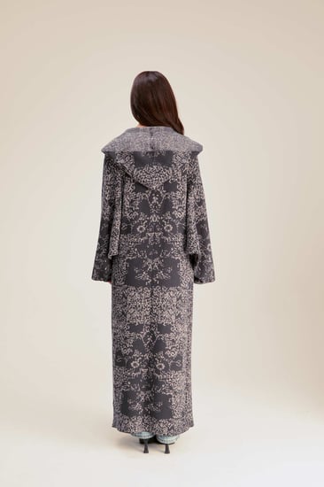 كارديغان طويل مزين بنقوش