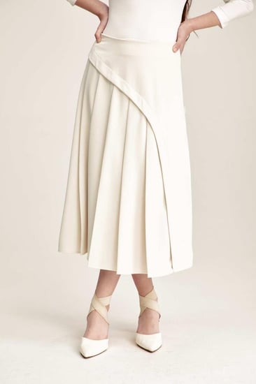 تنورة بطبقتين وكسرات