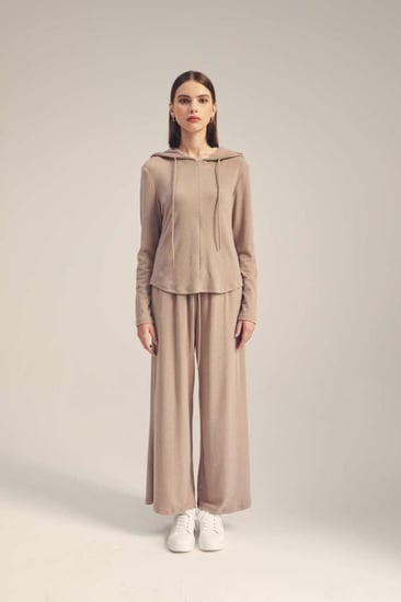 جاكيت هودي بسحاب