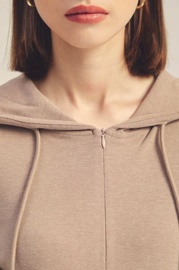 جاكيت هودي بسحاب