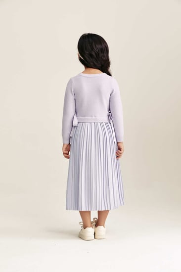 فستان بتصميم قطعتين بأربطة