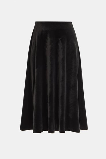 تنورة مخمل بقصة كلوش