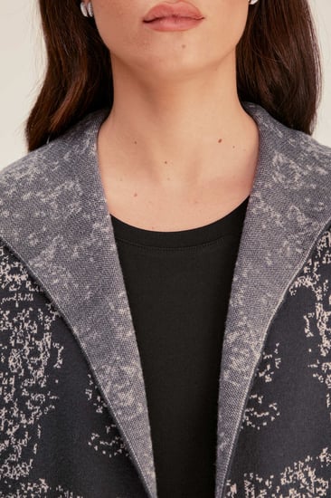 كارديغان طويل مزين بنقوش