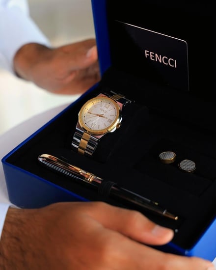 ‎ هدية رجالية مميزة فينشي