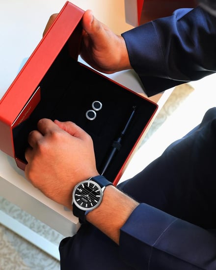 ‎ هدية رجالية اليتير مميزة