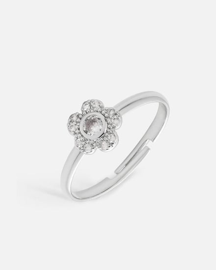  ١٠ قطع اكسسوارات أنيقة بلون فضي