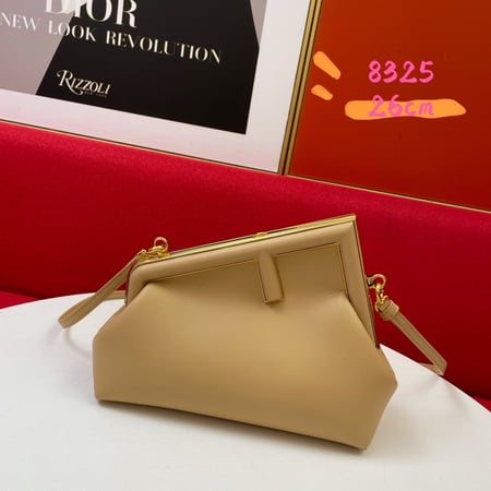 شنطة فندي ماستر