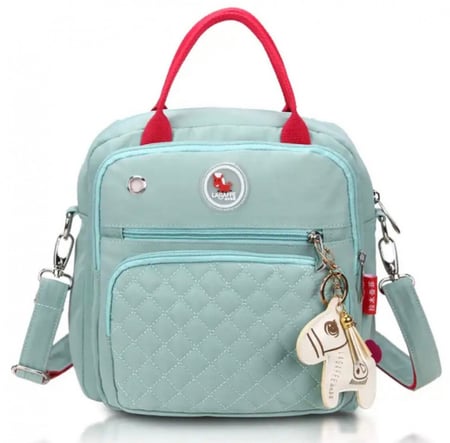 حقيبة مستلزمات طفل