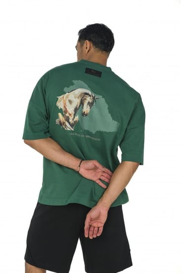 طقم اليوم الوطني الانيق