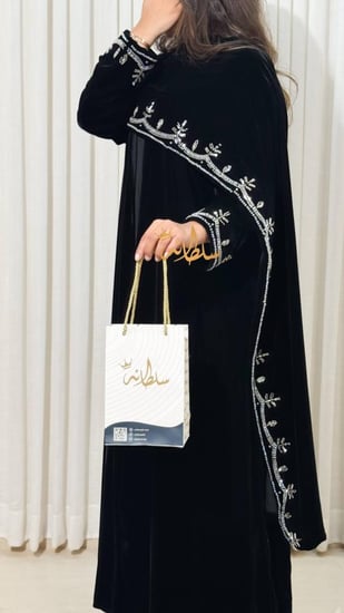 عباية شتوية فخمة الاكثر مبيعاً