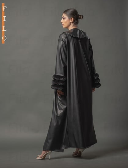 فروه جلد أسود