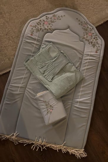 طقم  صلاة  فخم جدا مرد