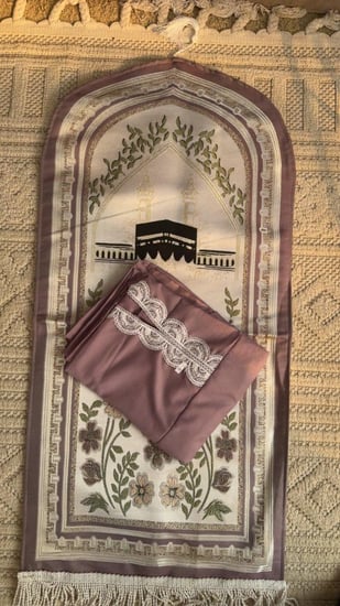 طقم اطفال 11 الى ١٣ سنه