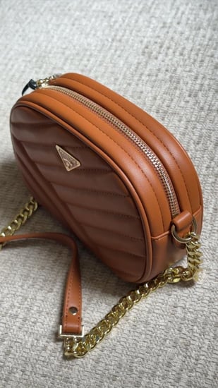 شنطة اصلية  فخمة مخفضة