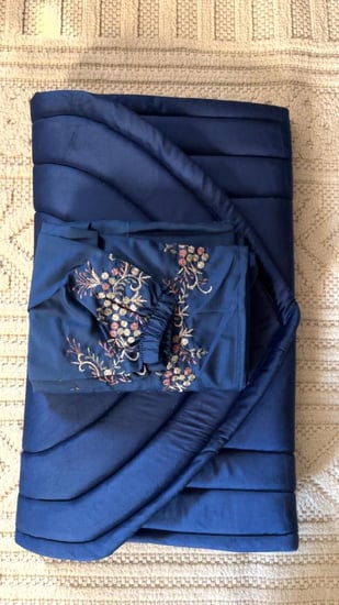 طقم صلاة  + سجاد مع شرشف مرد ربطة